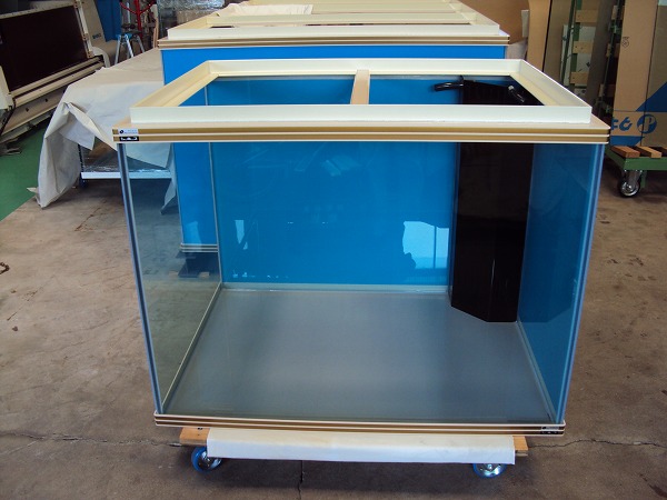 シーホース水槽Ｗ枠