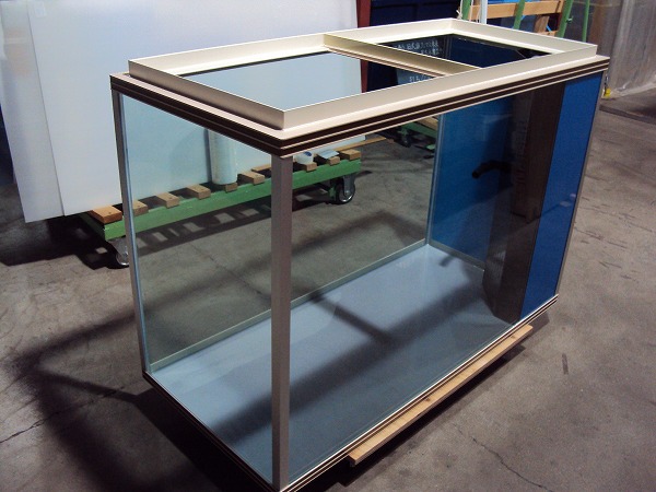 シーホース水槽Ｗ枠